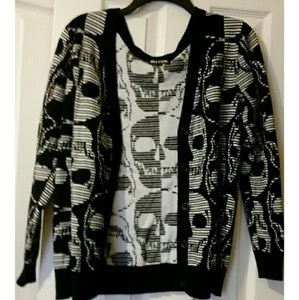 Hot Topic skulls cardigan