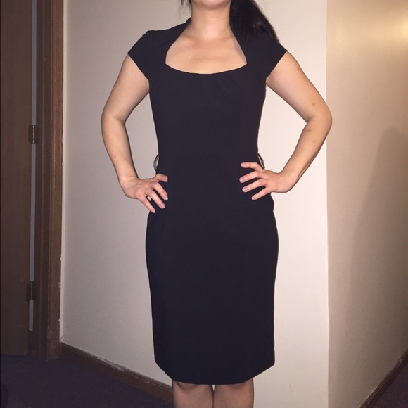 Black White House/black market dress