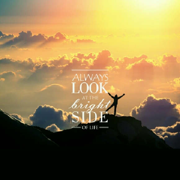 Meet your Posher, Jeannette 5πSELLER! - Picture 3 of 4