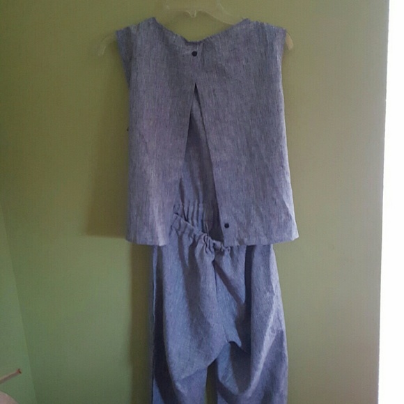 Grey jumper - Picture 1 of 2