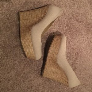 Brash Tan Wedges