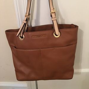 Michael Kors Medium Jet Set Tote