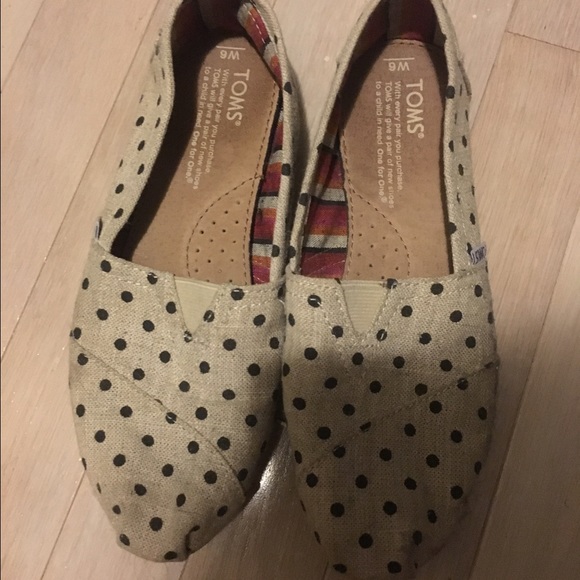 Toms