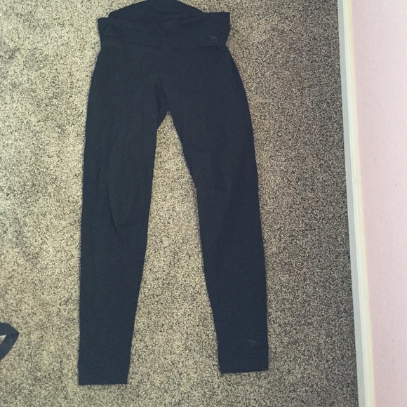 Pink skinny yogas