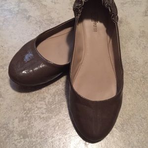 SALE‼️ MOSSIMO :: Taupe Ballet Flats