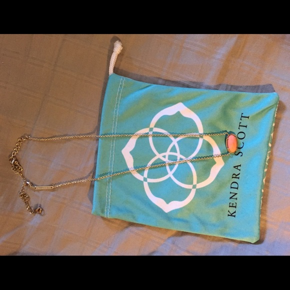 Kendra Scott Elisa Necklace