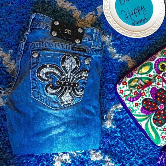 Miss Me Denim - Lightly worn miss me jeans