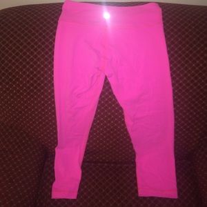 lululemon cropped leggings