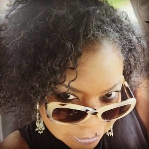 Meet your Posher, Angie