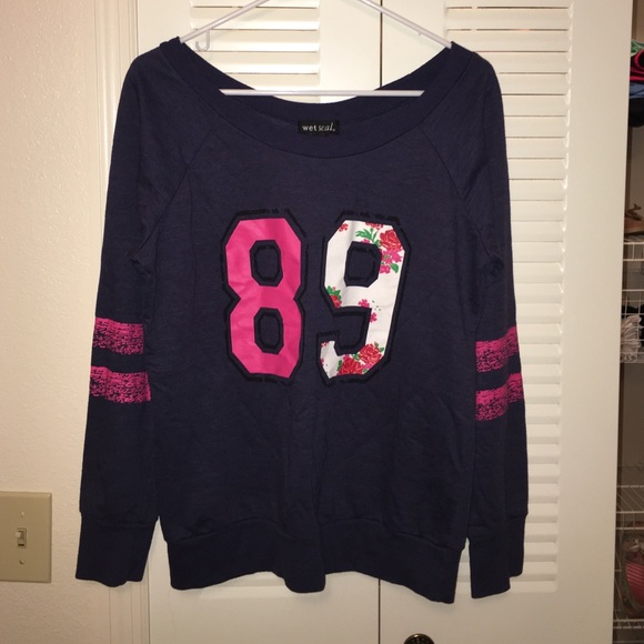 Wet Seal. Large crew neck