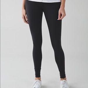 Lululemon Wunder Under yoga pants/leggings