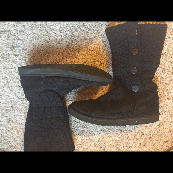 Black knitted UGG boots