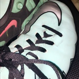 Nike Hypervenom Soccer Cleats