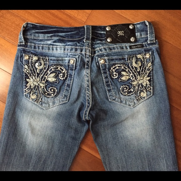 Miss me boot cut jeans size 27