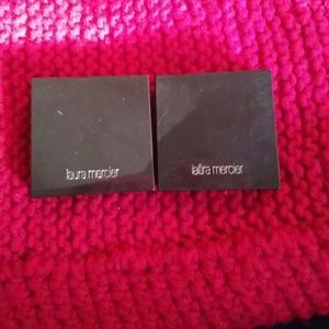 Laura Mercier bronzer and highlighter set.