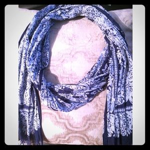 Blue Dual-Toned Paisley Scarf