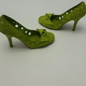 Apepazza Lime Green Heels with Circles and Bows
