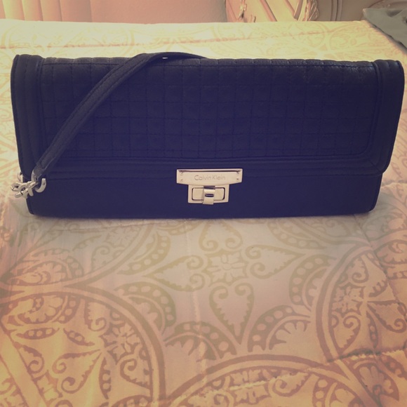 Calvin Klein Handbags - Calvin Klein small handbag. Like new. Never used