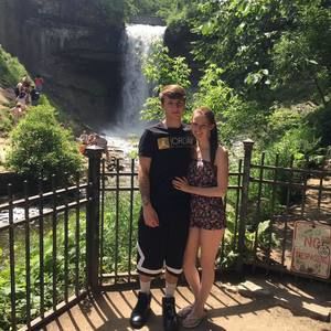 Meet your Posher, Kayla