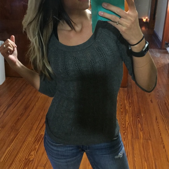 American Eagle Sweater