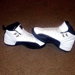 Jordan retro taxi 12's