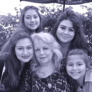 Meet your Posher, Sandra