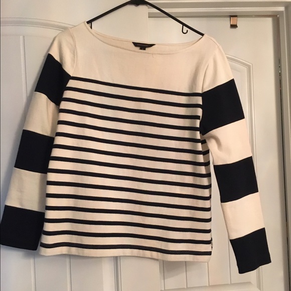 Banana Republic striped sweater / sweatshirt