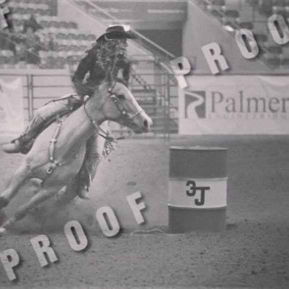 Meet your Posher, Avery