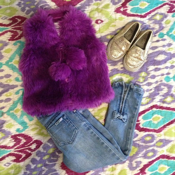 Little girls faux fur vest