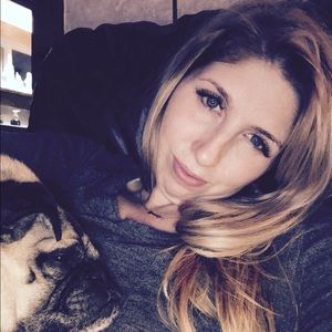 Meet your Posher, Jillian