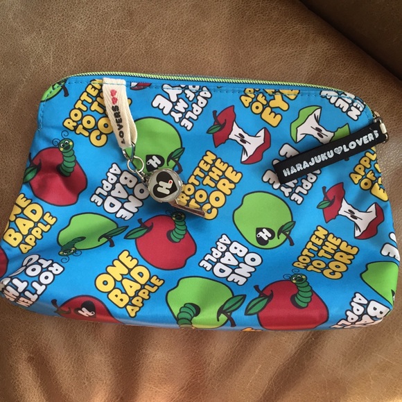 Marajuku makeup bag FREE SHIPPING at MERCARI!
