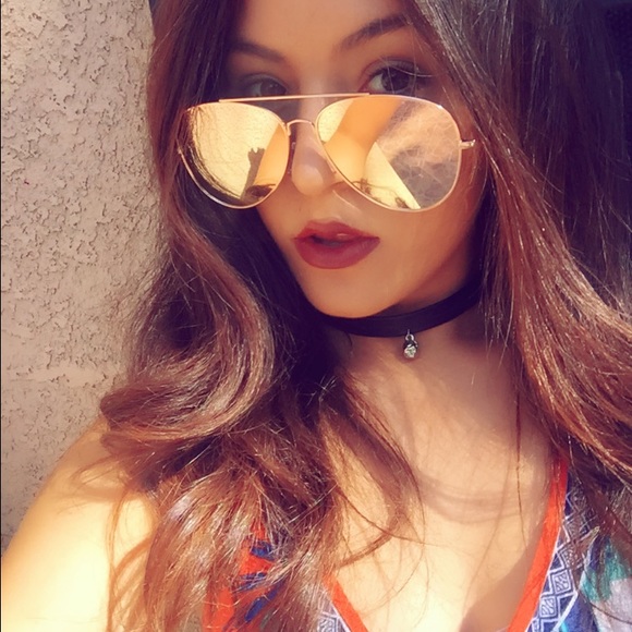 PINK MIRROR LENS GOLD RIM AVIATORS✨