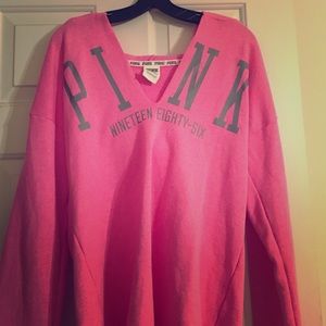 NWOT. VS PINK high- low pullover