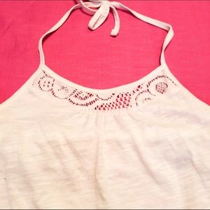 NWOT size Med(10/12) Mudd halter top!