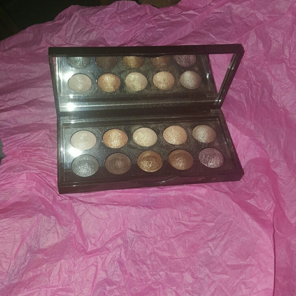 Eyeshadow