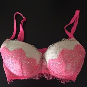32D Victoria's Secret Bra
