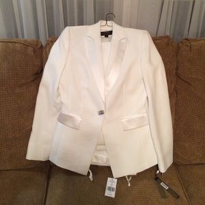 Tahari Stunning, Elegant Pant Suit