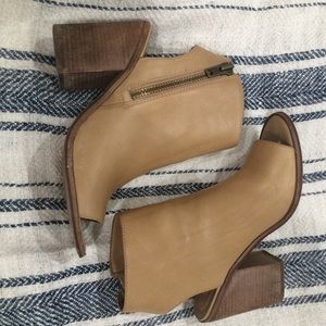Steve Madden Terraa Booties