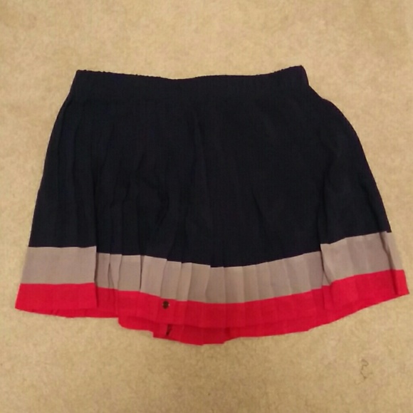 Tommy Girl navy skirt