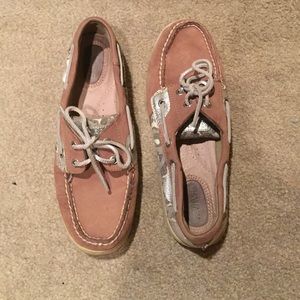 Women's Sperry: Size 7.5