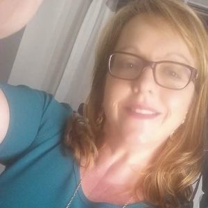 Meet your Posher, Leslie