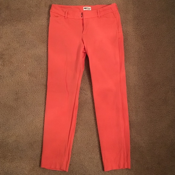 Old Navy Pixie Pant - Coral