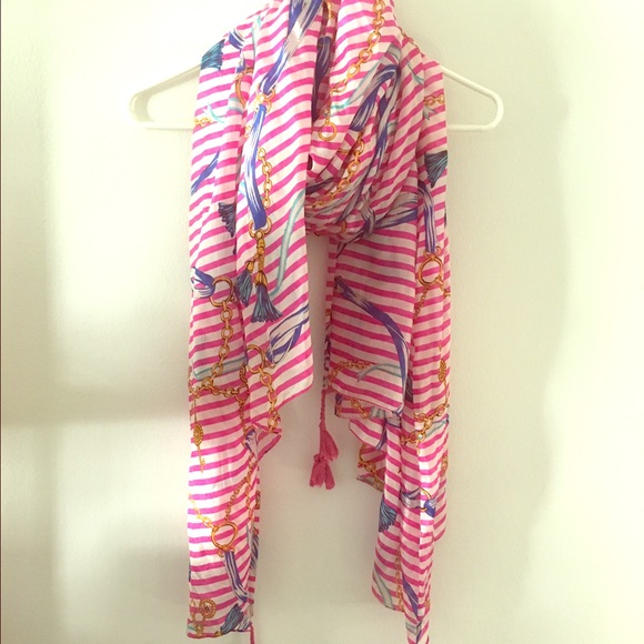 🚨SALE🚨✨💫Beautiful Marc Jacobs Shawl💫✨
