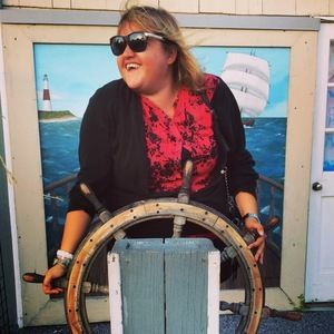 Meet your Posher, Nicole