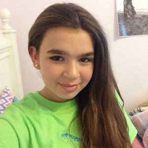 Meet your Posher, Kayla