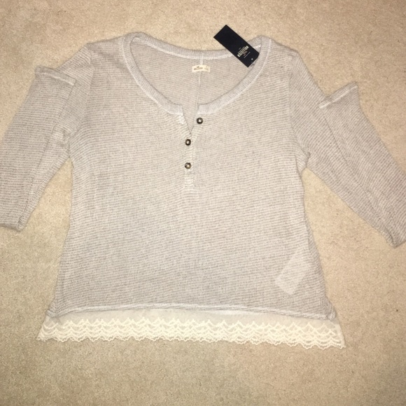 Hollister Lace Trim Long-sleeved Sweater Shirt (S)