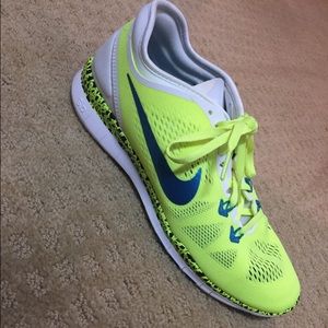 Marked down!! Nike Free 5.0 running shoes