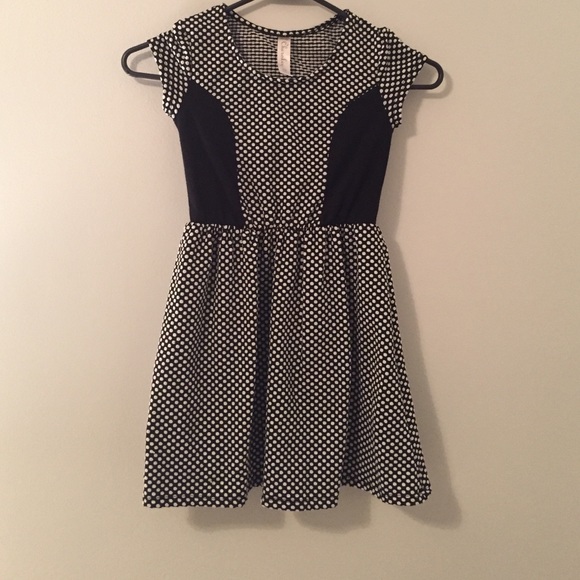 Girls polka dot dress