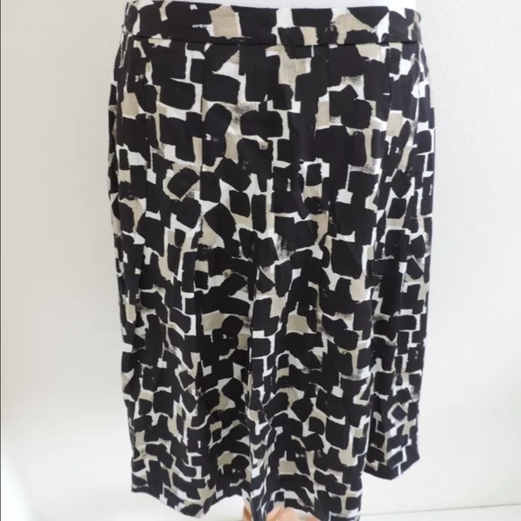 White House Black Market Dresses & Skirts - White House Black Market skirt