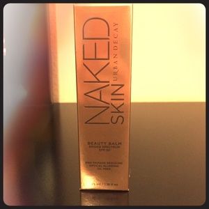 URBAN DECAY Naked Skin- medium tone